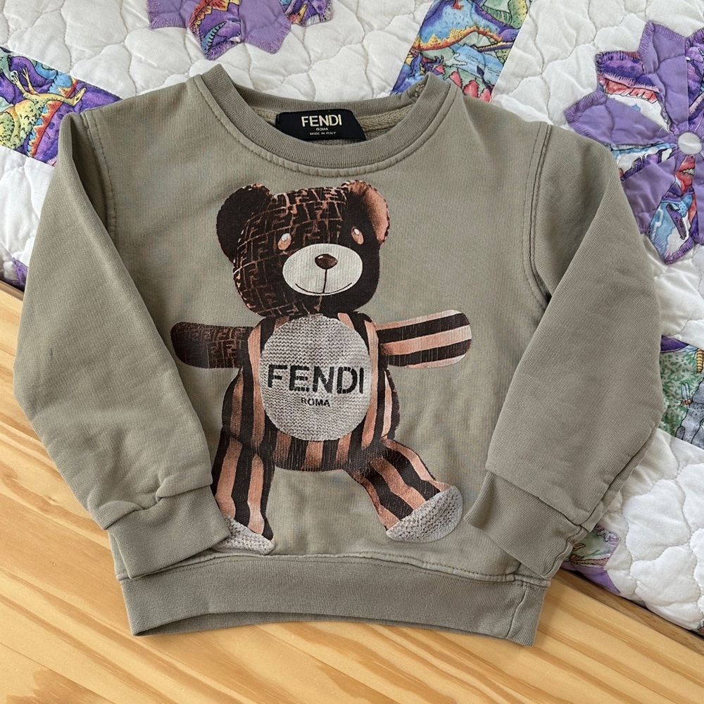 Fendi Kids Gray Sweatshirt with Bear Design